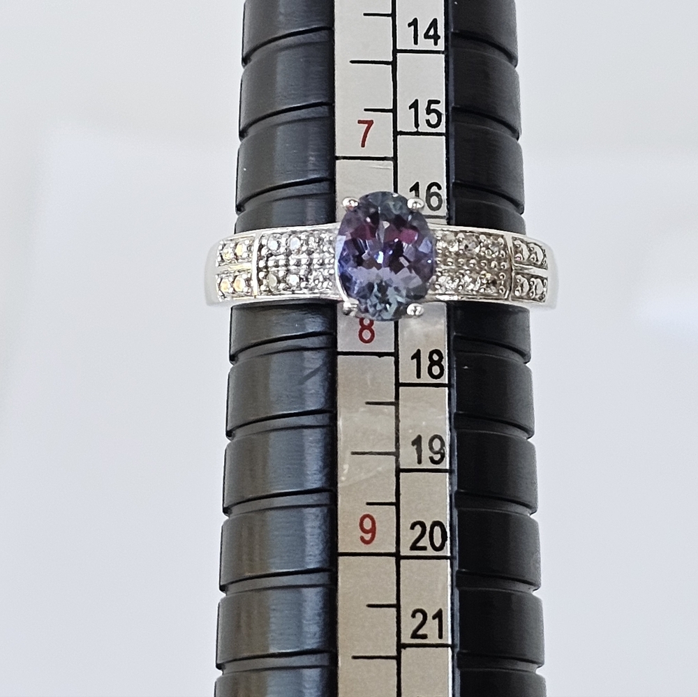 Genuine Tanzanite & Diamond Ring Sterling Silver Size 8! - Picture 8 of 12